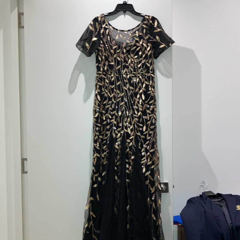 Ever pretty formal mermaid style gown
